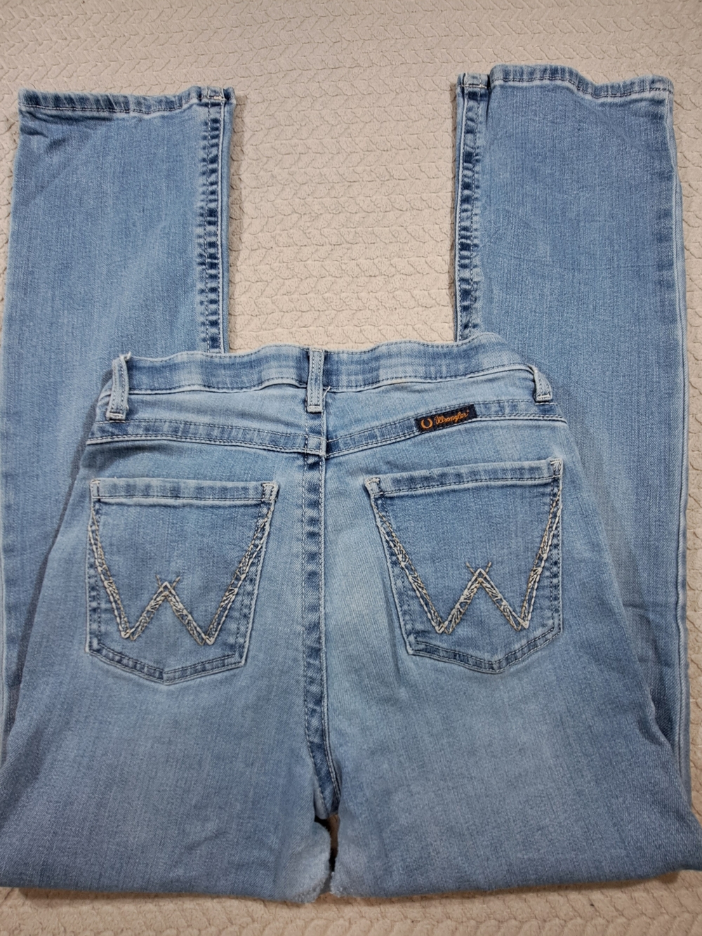 Wrangler Light Blue Women’s Boot Cut Jeans - Picture 2 of 6